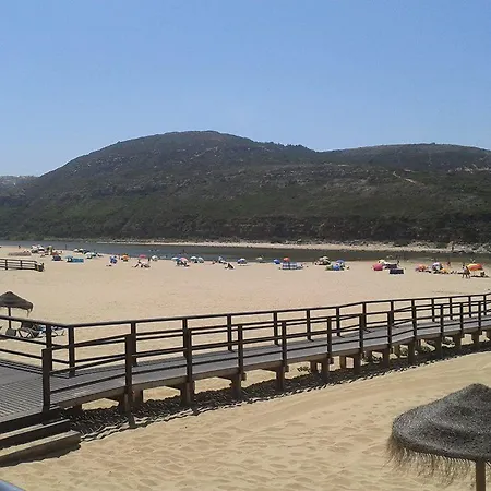 Ericeira Surf And Sun Ribamar (Torres Vedras)