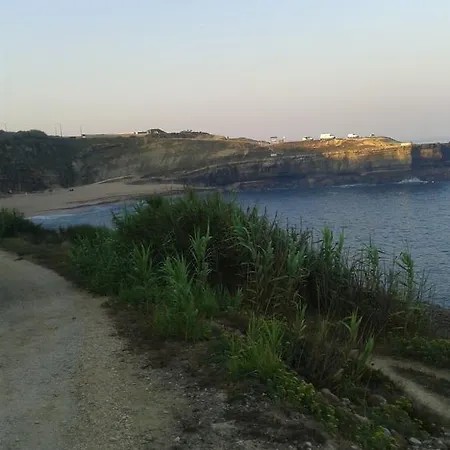 Ericeira Surf And Sun Affittacamere *